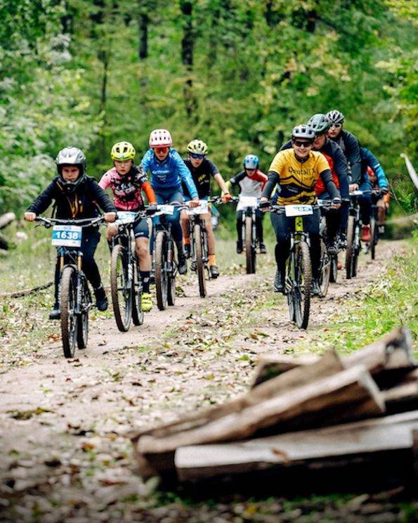 MTB Academy: Din Otopeni spre vechii Codri ai Vlăsiei, pe bicicletă